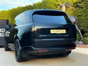 Land Rover Range Rover shadow pack low km - Image 4