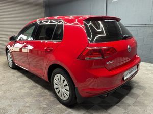 Volkswagen Golf 1.6 TDI S BLUEMOTION 105PS 5DR - Image 4