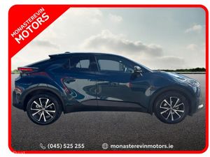 Toyota C-HR HEV SPORT - Image 3
