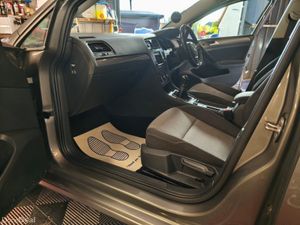 2016 162 Volkswagen Golf 1.6 TDI  110HP Trendline - Image 2