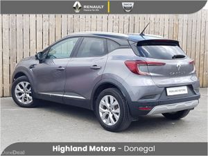 Renault Captur TCe 100 Iconic ** FROM €69 PER WEEK - Image 3