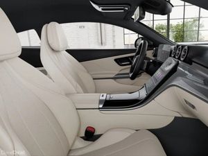 Mercedes-Benz CLE CLE 300E COUPE EQ AMG LINE PLUS - Image 4