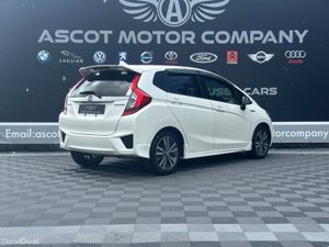 Honda Fit Hybrid - Image 3