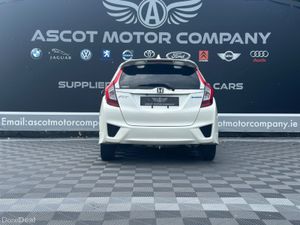 Honda Fit Hybrid - Image 4