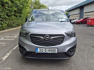 Opel Combo /2021/1.5 DIESEL/7 SEATER/MANUAL - Image 2