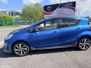 2015 Toyota Aqua Blue Urban - Image 3