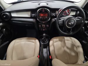 Mini Cooper 5-Door One - Image 4