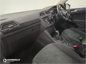 Volkswagen Tiguan Diesel Estate Elegance - Image 3
