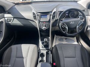2015 HYUNDAI I30 1.6d DELUXE LOW KMS - Image 2