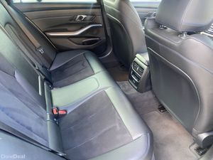 BMW 3-Series Touring 330e M-Sport Auto (PHEV) - Image 4