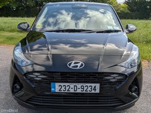Hyundai i10 Deluxe Plus 2023 - Image 2