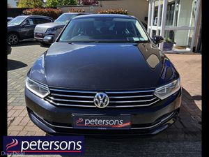 Volkswagen Passat SE BUSINESS BLUEMOTION 120PS 4DR - Image 4