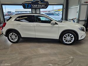 16 MERCEDES BENZ GLA 180 PETROL - Image 2