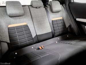Citroen C3 Aircross Plus Hybrid Auto 145HP - Image 4