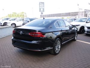 2019 VOLKSWAGEN PASSAT 4DR 2.0TDI 150HP HIGHLINE - Image 4