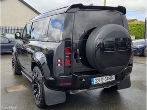 Land Rover Defender P400E 110 HSE X-DYNAMIC - Image 4