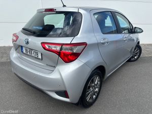 2018 TOYOTA YARIS AURA HYBRID A/T NCT TAC - Image 3