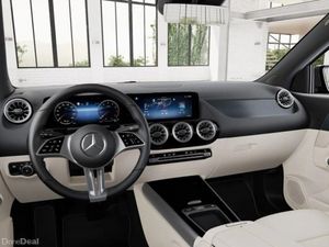 Mercedes-Benz GLA GLA 180 RHD | Reversing Camera, - Image 2