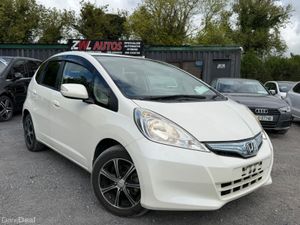 11 HONDA FIT HYBRID 1.3 - Image 3