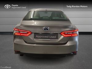 Toyota Camry PLATINUM EDITION 4 4DR AUTO - Image 4