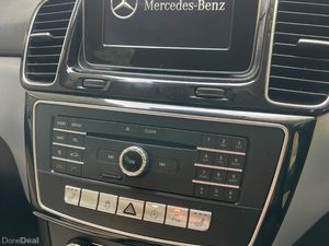162  Mercedes-Benz GLE 250d Auto – Luxury SUV - Image 4