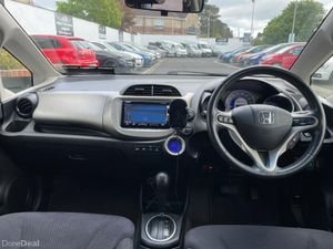 Honda Fit 2013 1.4 hybrid - Image 4