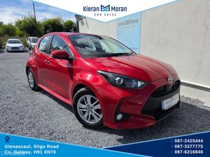 Toyota Yaris HYBRID LUNA AUTO 4DR - Image 2