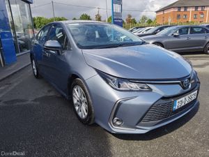 TOYOTA COROLLA 1.8 LUNA SALOON AUTO PETROL HYBRID - Image 3