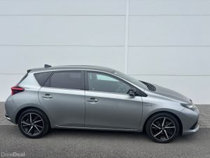 2018 TOYOTA AURIS HYBRID LUNA A/T LOW KM - Image 4