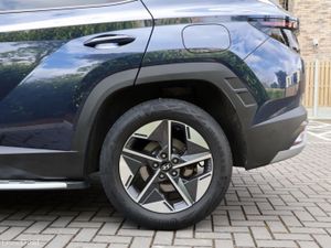 Hyundai Tucson Tucson FL Executive Plus w.2 Tone R - Image 3