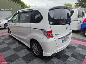 152 HONDA FREED 7SEAT NEW NCT 112KM - Image 2
