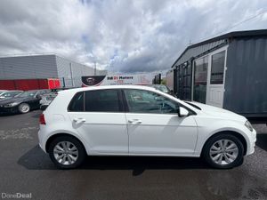 Volkswagen Golf 2017 White - Image 4