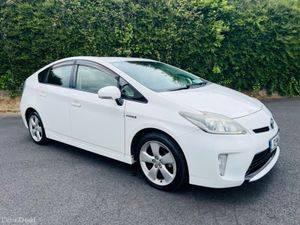 Toyota Prius 1.8 | PETROL HYBRID | AUTOMATIC - Image 2