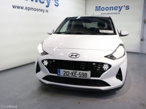 Hyundai i10 AUTOMATIC DELUXE PLUS 1.0L PETROL HATC - Image 2
