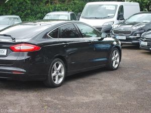 Ford Mondeo 2016 Titanium 2.0 TDCI - Image 4
