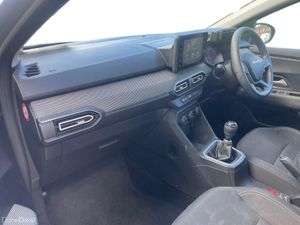 Dacia Sandero TCe 90 Expression - Image 4