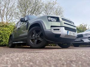 Land Rover Defender 110 3.0 D HARD TOP SE MY22 5DR - Image 4