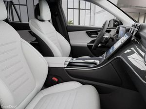 Mercedes-Benz GLC GLC 300 e 4MATIC - Image 4