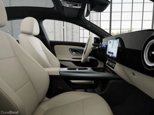 Mercedes-Benz CLA CLA 200 SALOON PROGRESSIVE LINE - Image 4