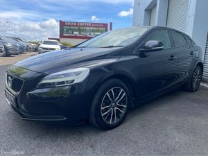Volvo V40 2.0 DIESEL MOMENTUM EDITION - Image 3