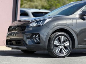 Kia Niro STUNNING ESTATE PHEV NIRO - Image 3