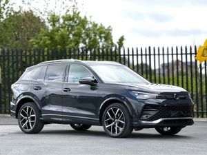 Volkswagen Tiguan R-LINE ETSI S-A TSI DSG - Image 2