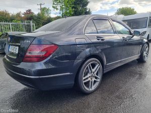Mercedes-Benz C-Class 2011 - Image 3