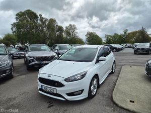 Ford Focus Zetec-s 2.0 150PS 4DR - Image 2