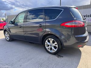12 Ford S-Max  2.0TDCI 140PS Titanium Low miles - Image 2