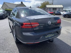 Volkswagen Passat GT - Image 4