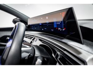 Peugeot 3008 Allure 1.2 Hybrid Auto 145HP - Image 3
