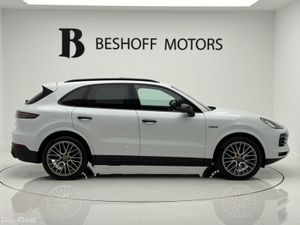 Porsche Cayenne E-HYBRID=HUGE SPEC//1 OWNER//222 R - Image 4