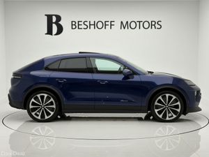 Porsche Macan ELECTRIC=PAN ROOF//LIGHT INTERIOR//A - Image 4