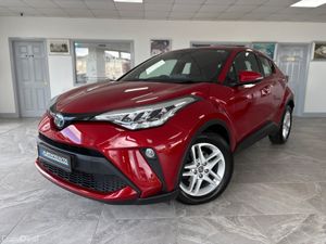 2023 Toyota CHR I-Con Automatic LOW MILEAGE - Image 2